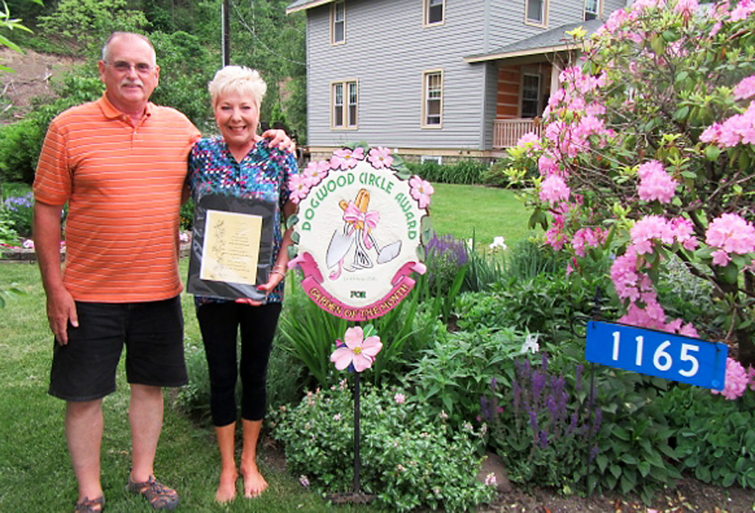Smiths of Woolrich win garden award News, Sports, Jobs The Express